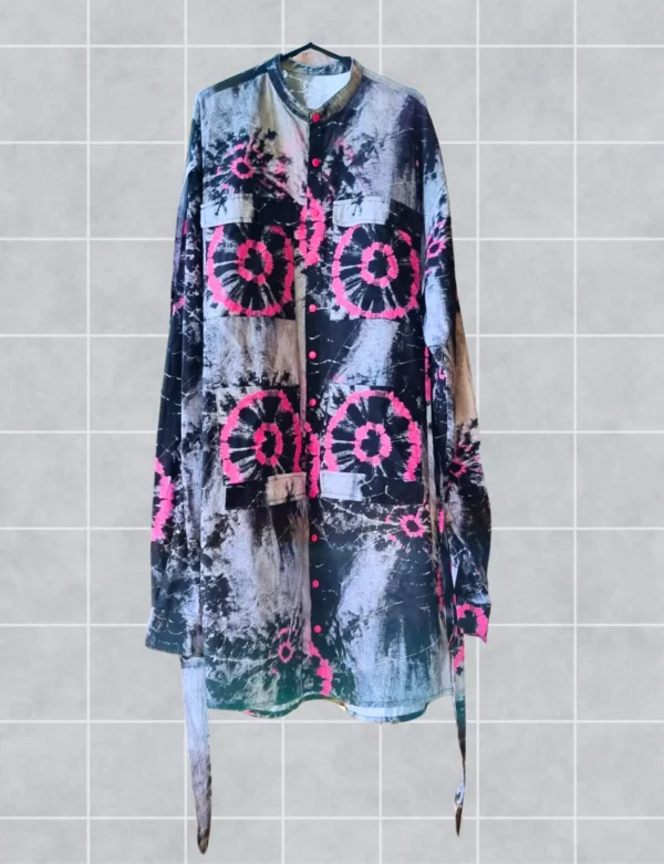 Camison oversize tie dye fucsia y negro talla unica 400bs